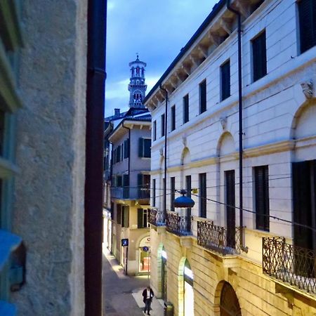 Residenza Cappello18 Appartement Verona Buitenkant foto