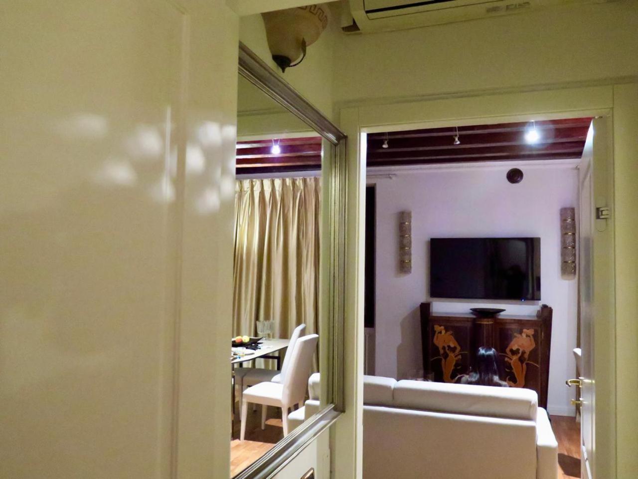 Residenza Cappello18 Appartement Verona Buitenkant foto